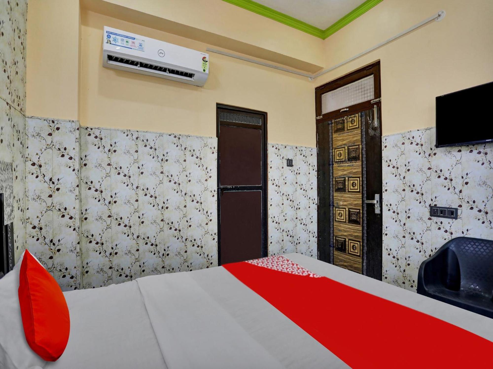Chaya Hotel And Banquet Hall Kānpur Exterior photo